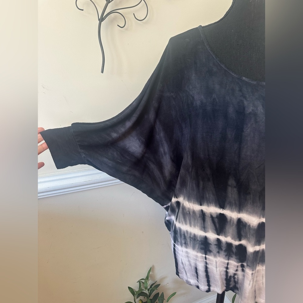 Urban X Black White Tie Dye Tunic Top Blouse Shirt Size Large - Picture 3 of 5